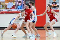 Cedar girls in MidState Tourney